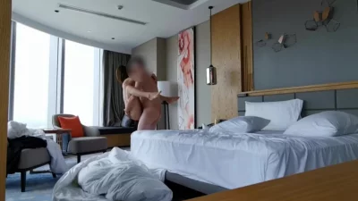 骚货就要抱起来快速抽插