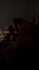自拍激情男喘无套内射骚逼妹太爽了
